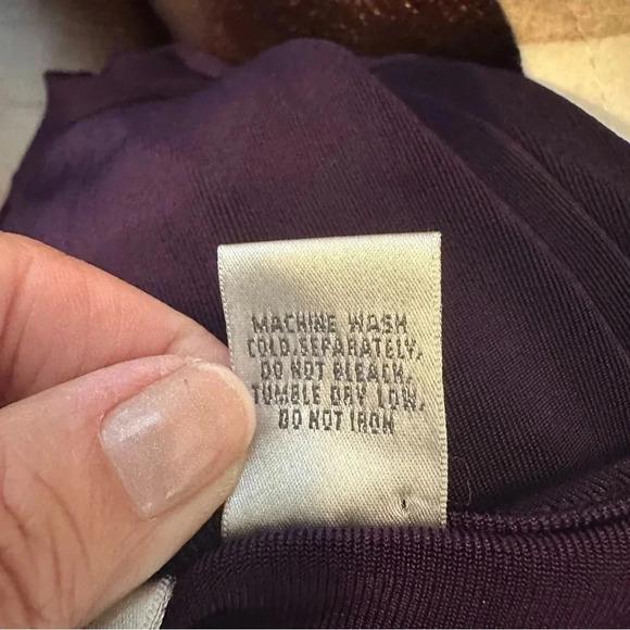 CHICO'S TRAVELERS LONG SLEEVE STRETCH WRINKLE FREE SHIRT - Picture 6 of 7